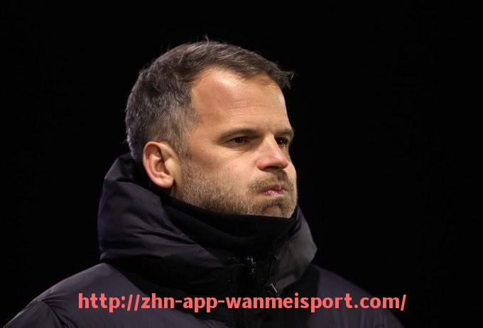 完美体育官方入口-西甲联赛冠军列队的历史成就与展示